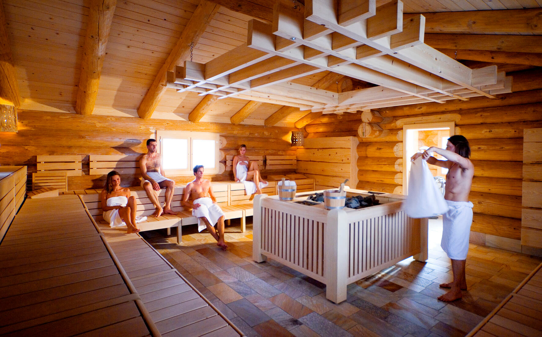 Germany sauna. Общественные сауны в Германии. Немецкая сауна в Германии. Немецкая общественная баня в Германии. Совместная баня.